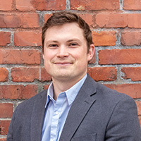 testimonial headshot