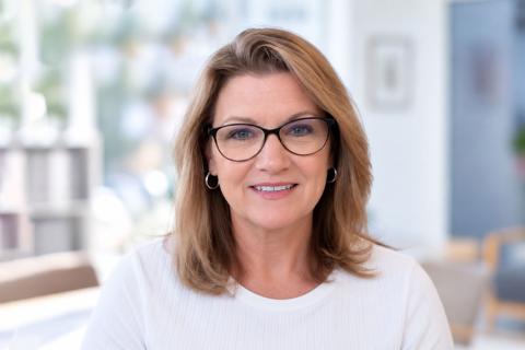 Belinda Land-Davis